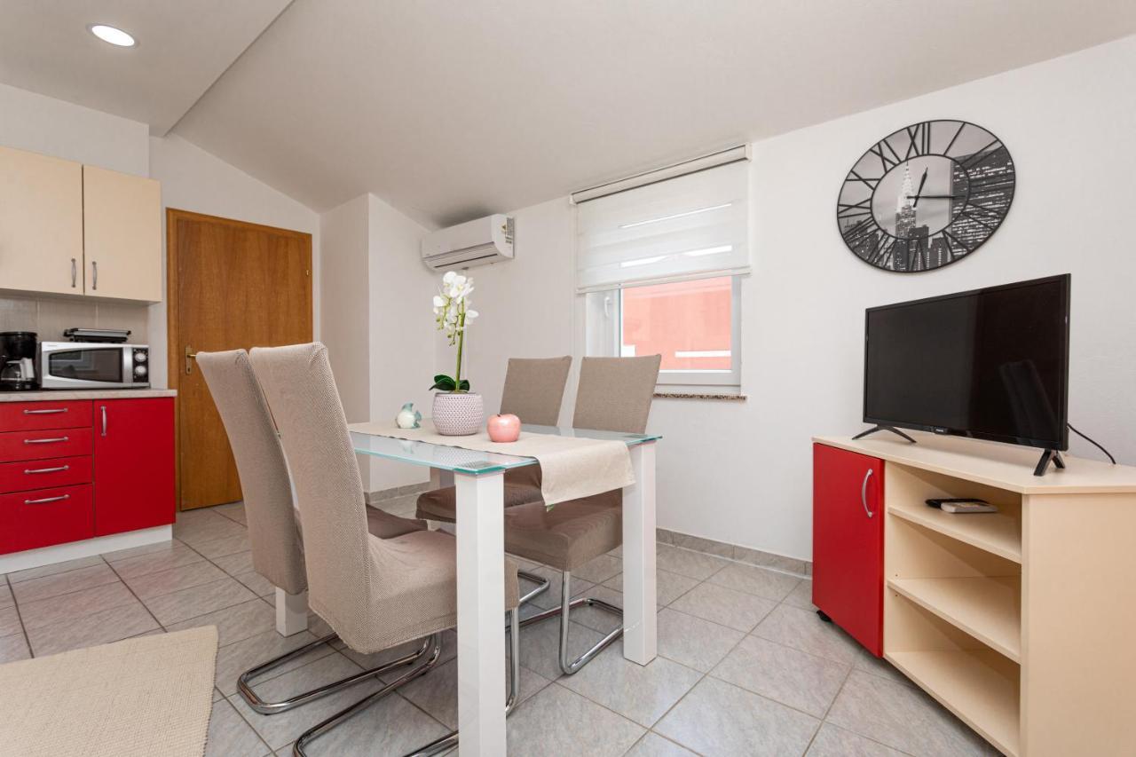 Apartments La Natalli Baska  Ngoại thất bức ảnh