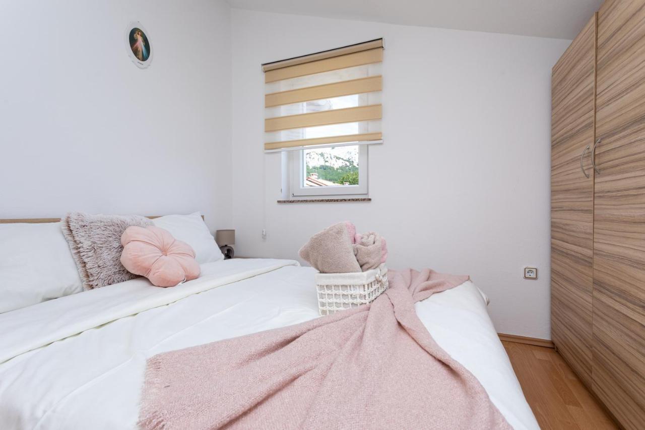 Apartments La Natalli Baska  Ngoại thất bức ảnh