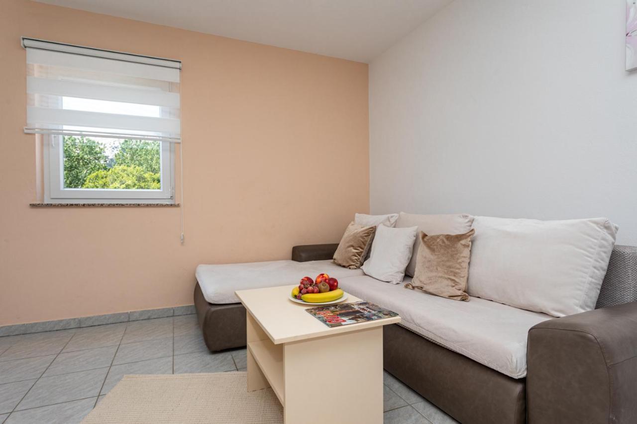 Apartments La Natalli Baska  Ngoại thất bức ảnh