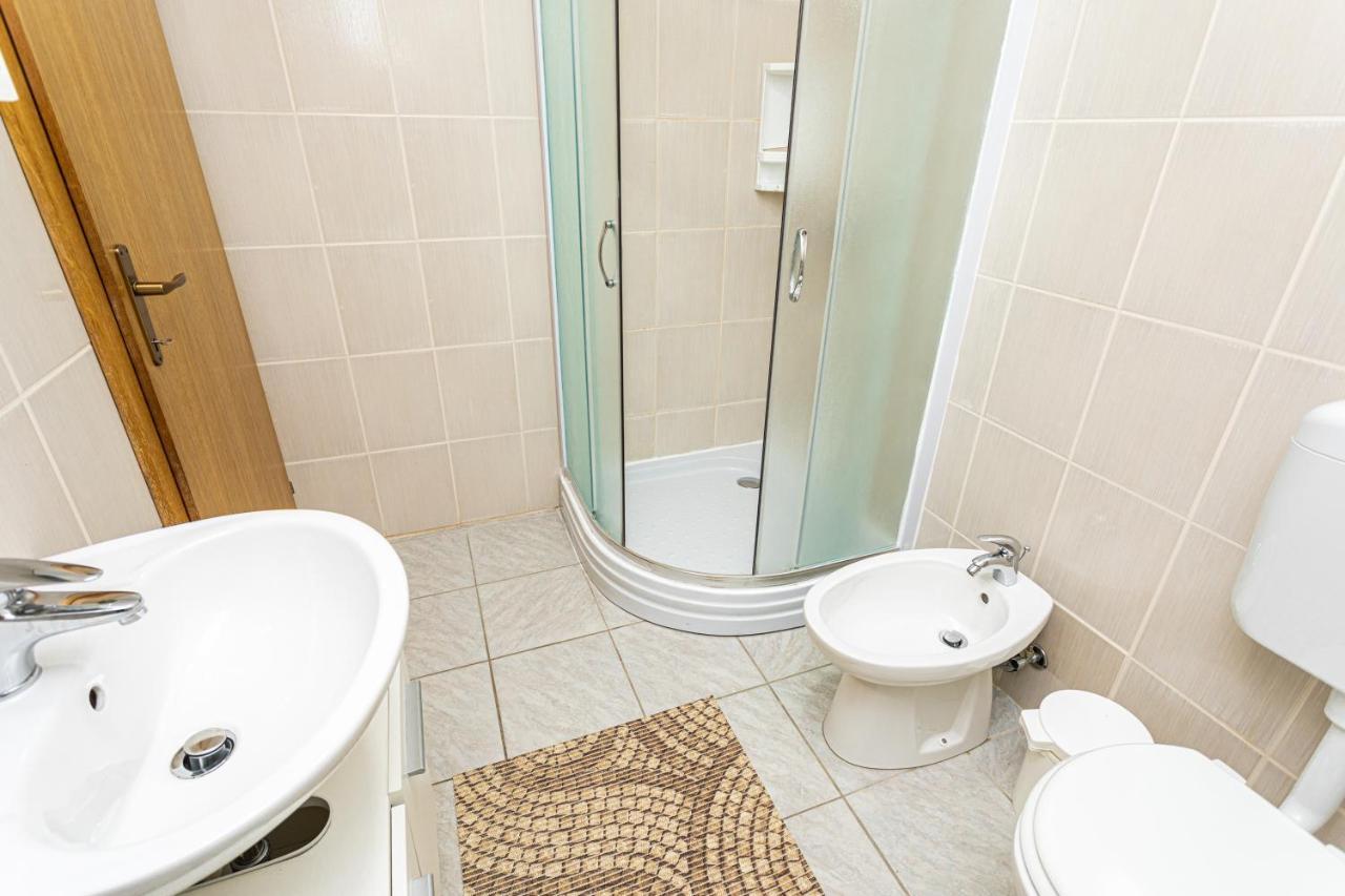 Apartments La Natalli Baska  Ngoại thất bức ảnh