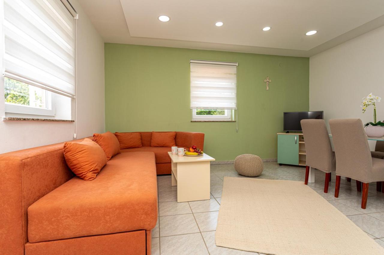 Apartments La Natalli Baska  Ngoại thất bức ảnh