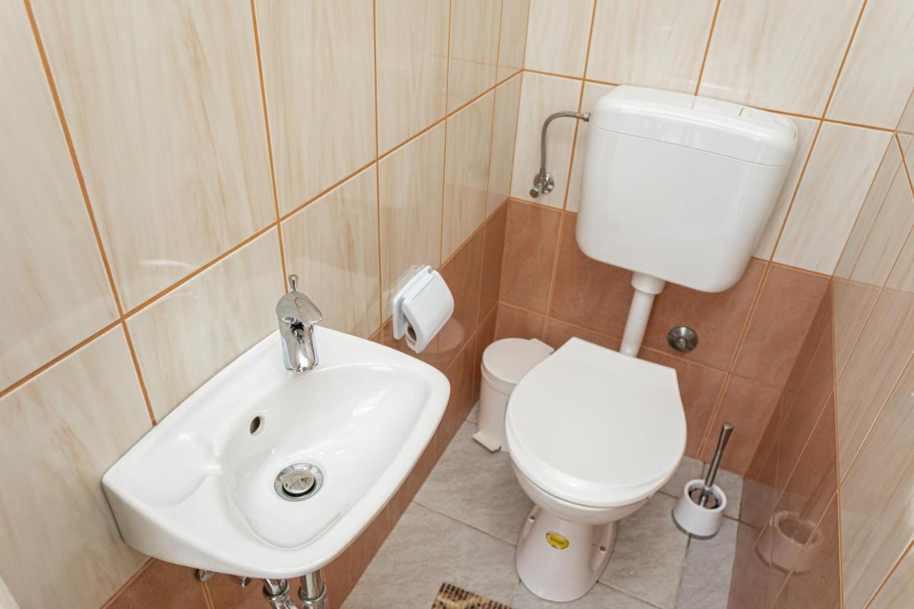 Apartments La Natalli Baska  Ngoại thất bức ảnh