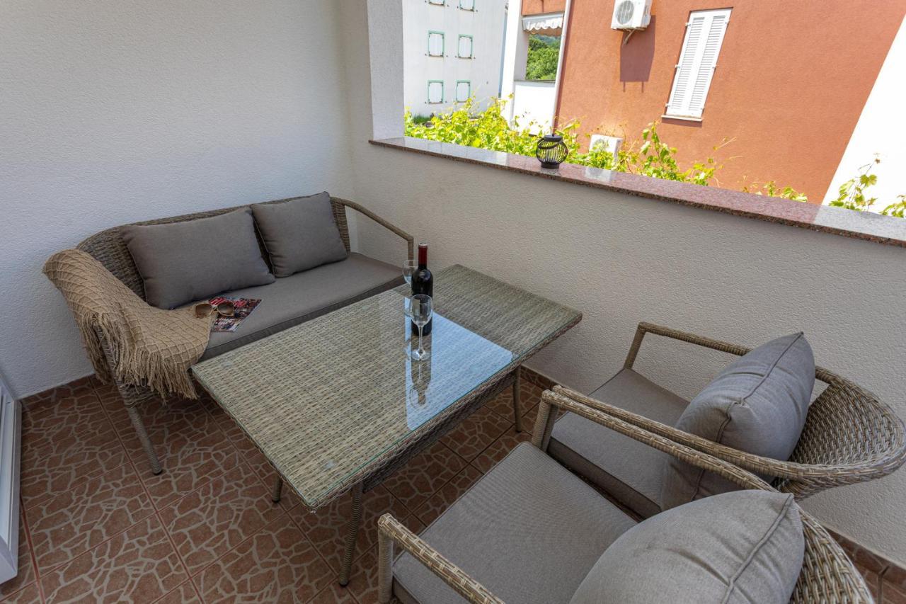 Apartments La Natalli Baska  Ngoại thất bức ảnh