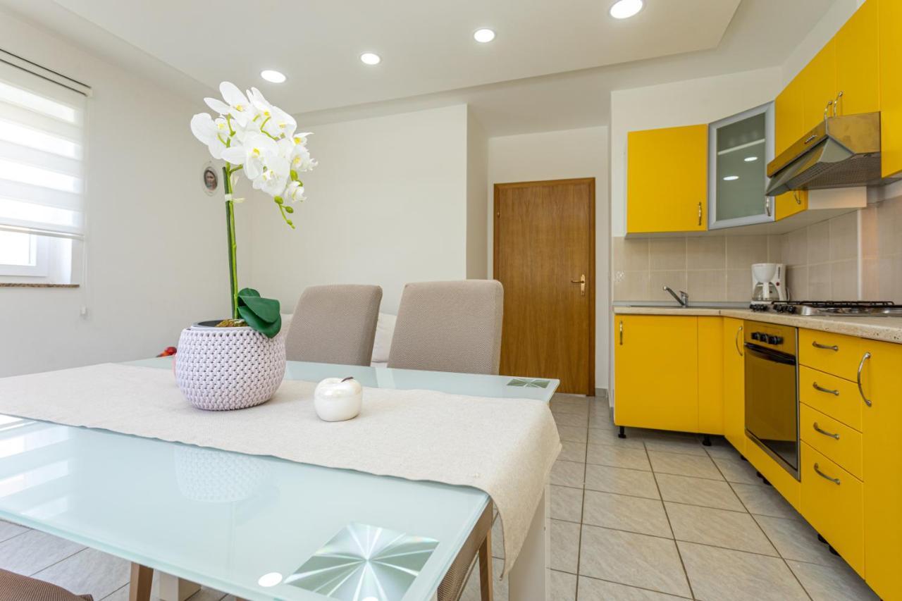 Apartments La Natalli Baska  Ngoại thất bức ảnh