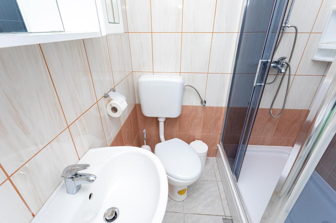 Apartments La Natalli Baska  Ngoại thất bức ảnh